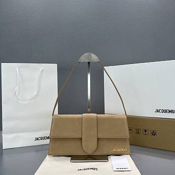 JACQUEMUS La Montagne 'le Grand Bambino' Bag04 28x13.5x6cm