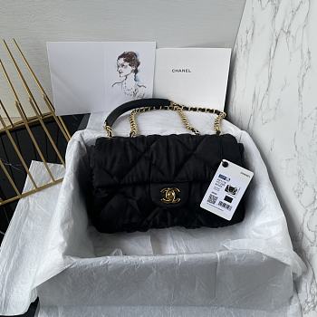 chanel 19flap  23cm