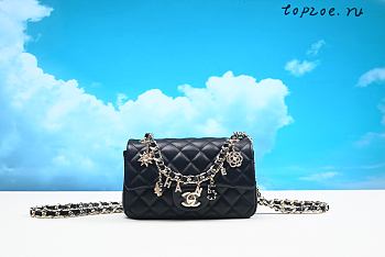Chanel  CF 20CM