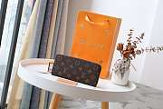 lv wallet 19.5*9cm - 1