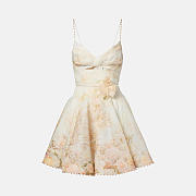 Vestido corto de tirantes finos con detalle de nudo frontal de Zimmermann Memento, estampado floral Rose Arbor. zimmermann memento twist front spaghetti strap mini dress rose arbor floral print - 1