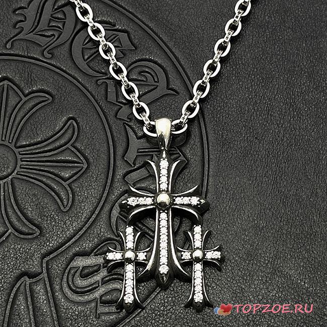 Cadena gruesa con cruz HL77B20, collar clásico de alta calidad con colgante de tres cruces incrustado de diamantes de Chrome Hearts. - 1