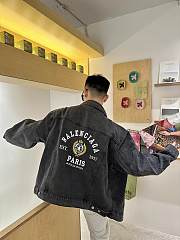 Chaqueta Denim Lavada con Logo Bordado Balenciaga Balenciaga Embroidered Logo Washed Denim Jacket - 4