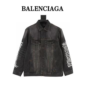 Chaqueta Denim Lavada con Estampado Estilo Gótico Sánscrito Balenciaga Balenciaga Printed Washed Denim Jacket