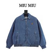 Chaqueta Acolchada de Denim Miu Miu con Logo Bordado Miu Miu Embroidered Logo Padded Denim Jacket - 1