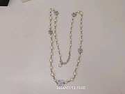 Collar largo de perlas de Chanel para vestidos de noche Chanel long pearl necklace for evening gowns - 5