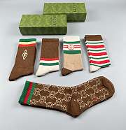 Calcetines medianos GUCCI, de algodón puro y buena calidad. - 2