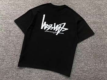 Camiseta Stussy Inverted Signature Logo Tee (Stussy Flip Logo Tee)